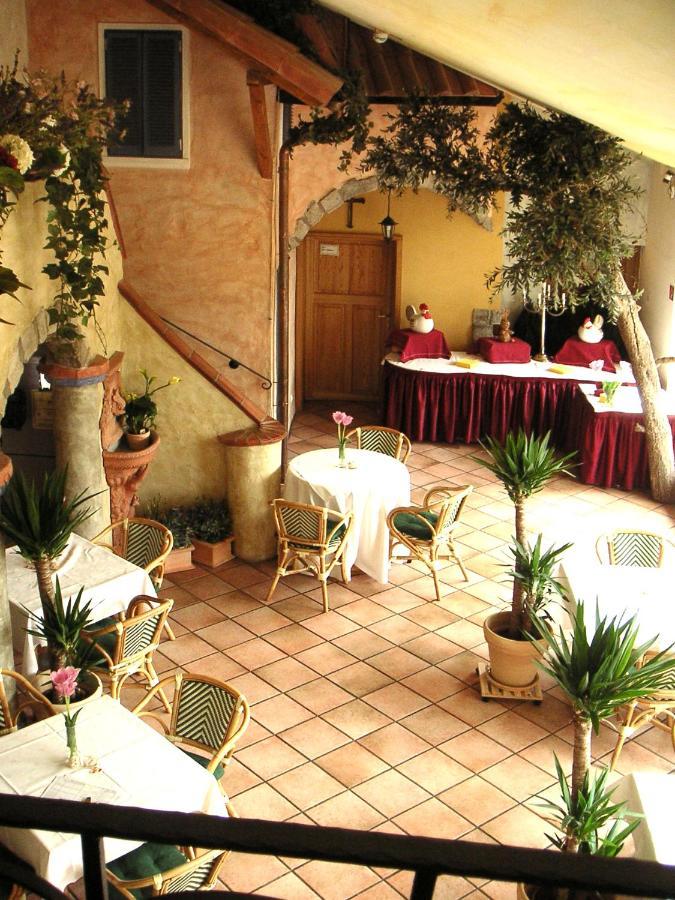 Hotel Vier Spitzen Lauenforde Eksteriør billede