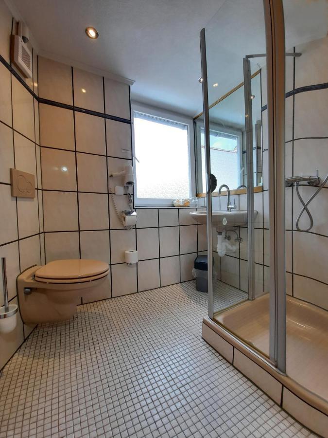 Hotel Vier Spitzen Lauenforde Eksteriør billede