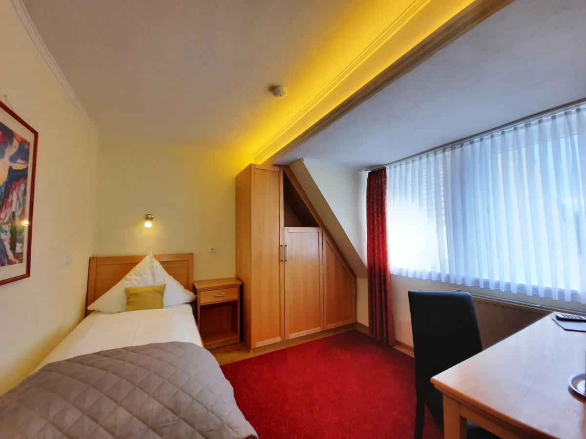Hotel Vier Spitzen Lauenforde Eksteriør billede