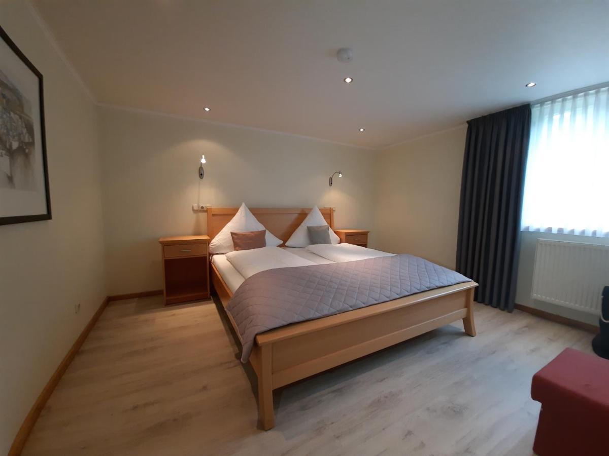 Hotel Vier Spitzen Lauenforde Eksteriør billede
