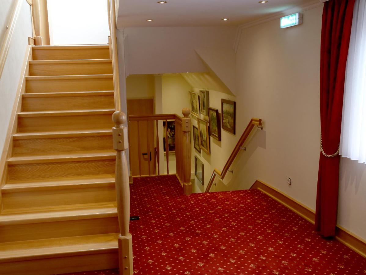 Hotel Vier Spitzen Lauenforde Eksteriør billede